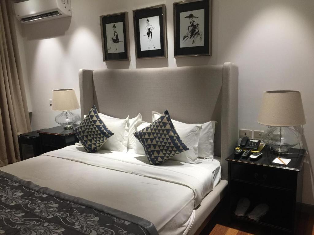 Avenue Suites Bacolod Exterior foto