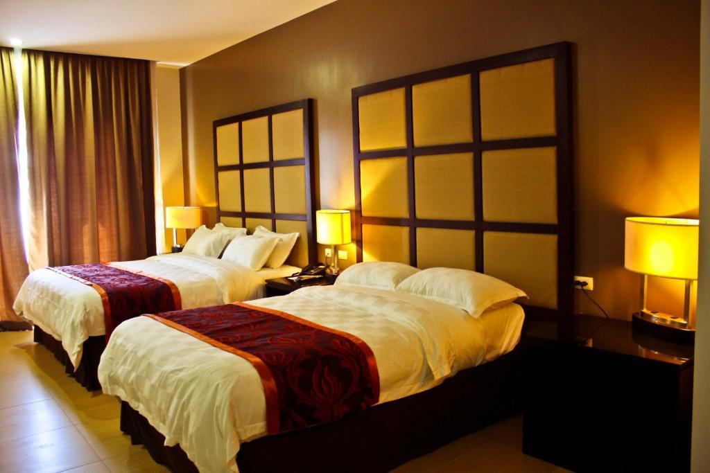 Avenue Suites Hotel And Spa Bacolod Zimmer foto